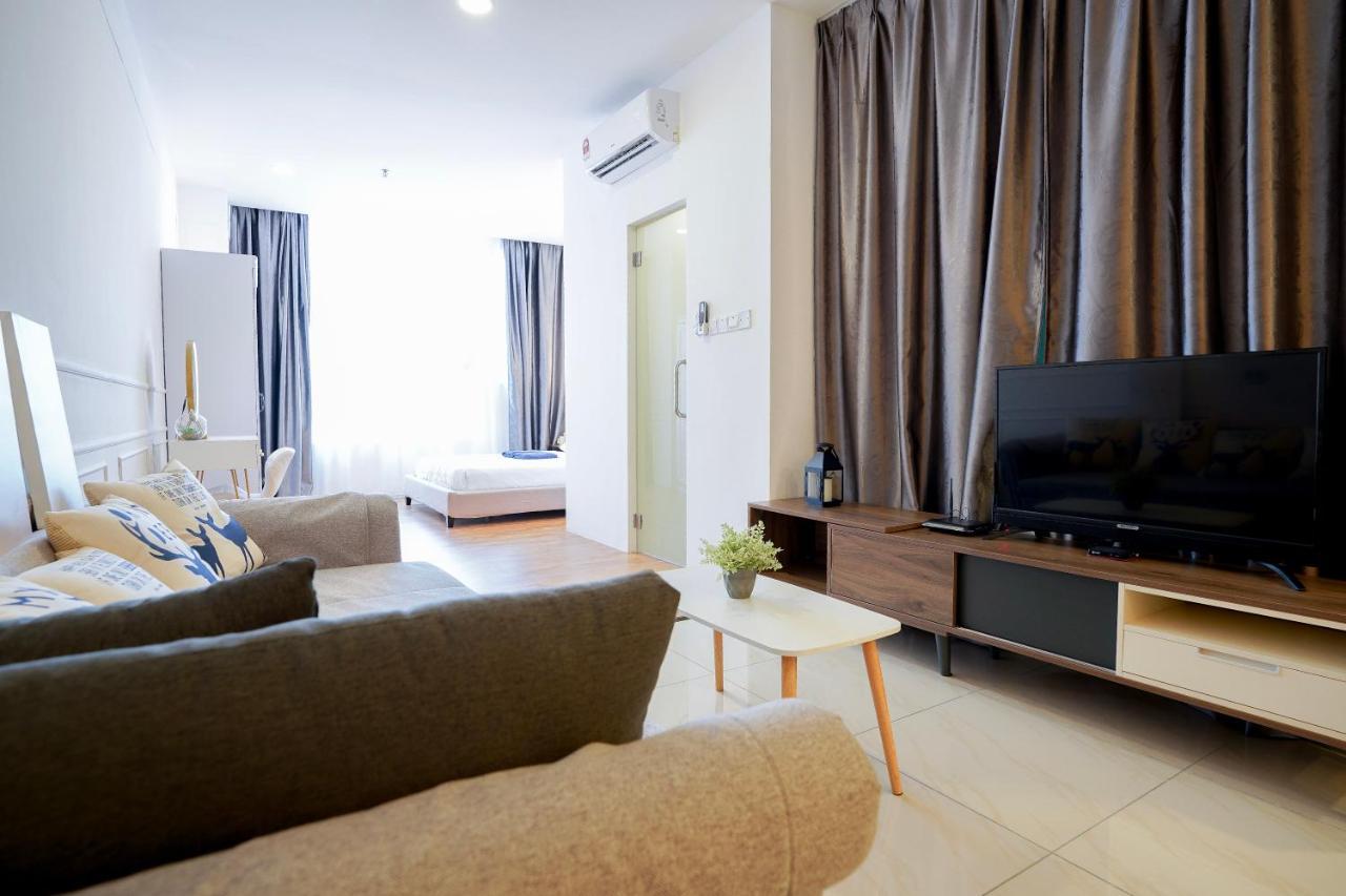 Itcc Manhattan Suites By Pinstay Penampang Екстериор снимка