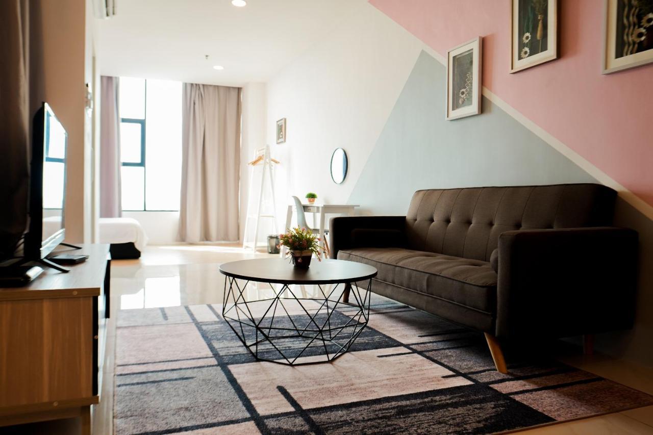 Itcc Manhattan Suites By Pinstay Penampang Екстериор снимка