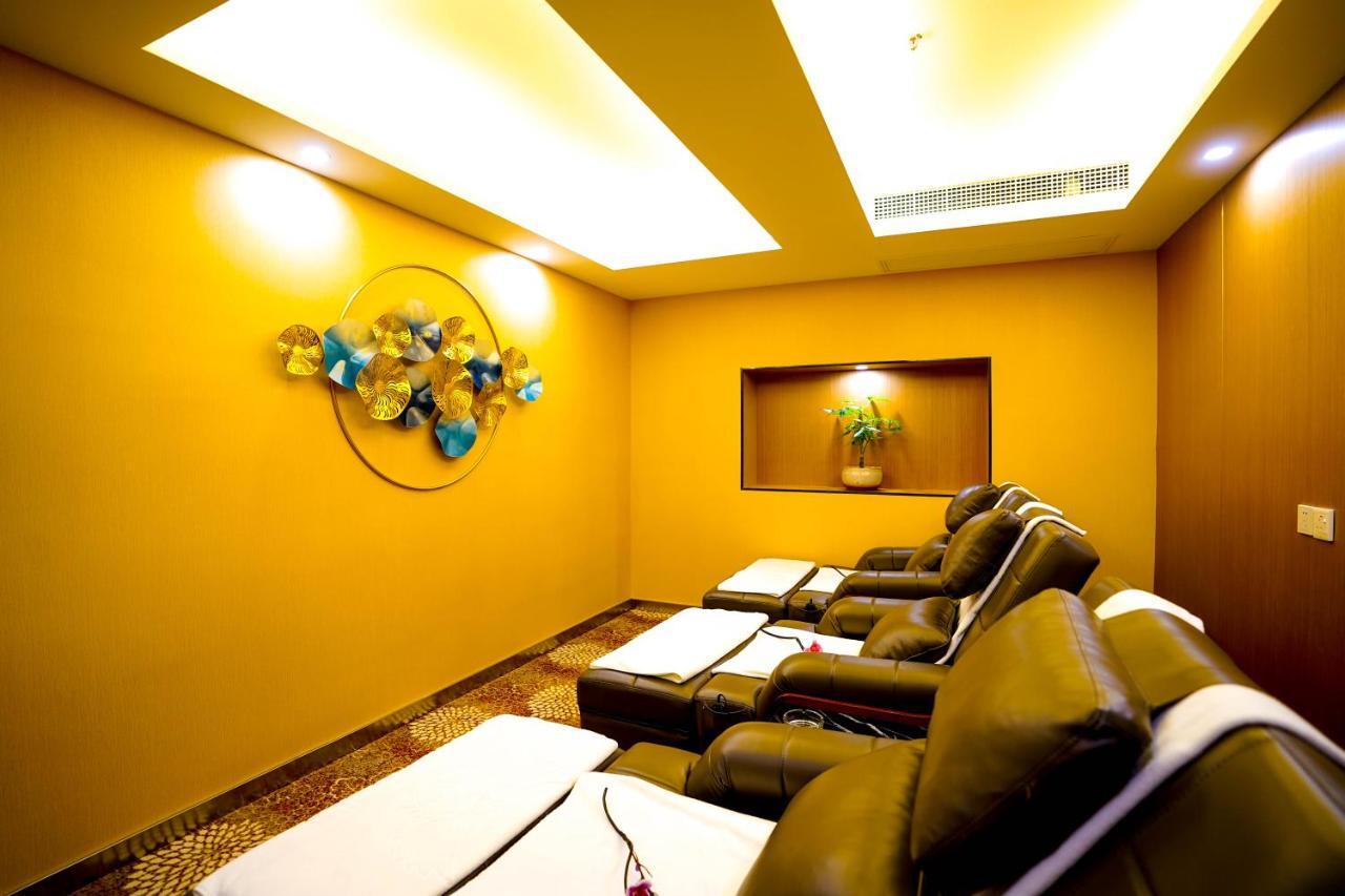 Itcc Manhattan Suites By Pinstay Penampang Екстериор снимка